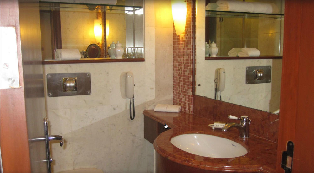 Hotel Welcomhotel By Itc Hotels, Alkapuri, 5*